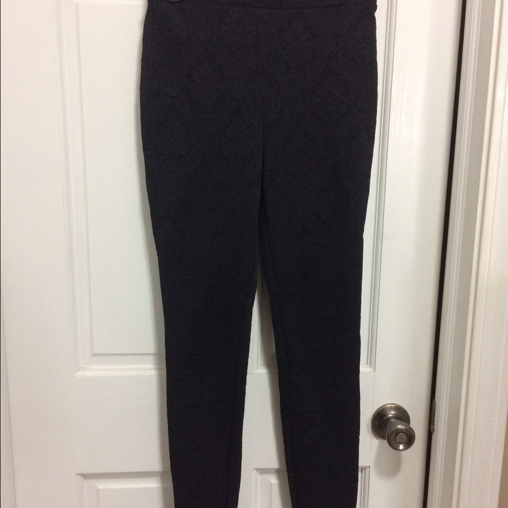 Black lace print jeggings