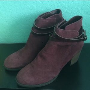 Wine/ Burgundy American Eagle Booties
