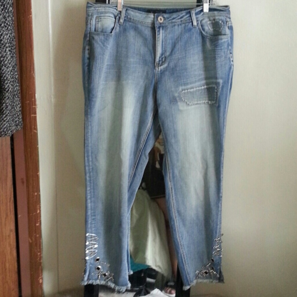 Beautiful jeans from Ashley Stewart! NWT!