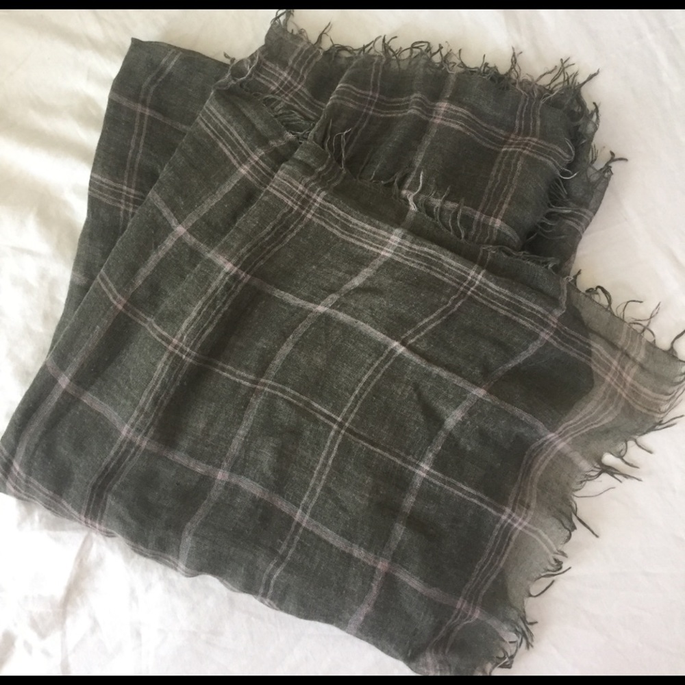 light scarf