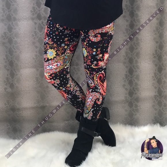 NOW IN PLUS ! Bright Paisley butter soft leggings - Picture 5 of 8