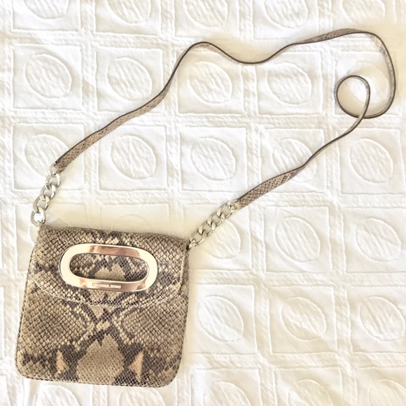 Michael Kors Crossbody in Snakeskin Leather - Picture 7 of 7