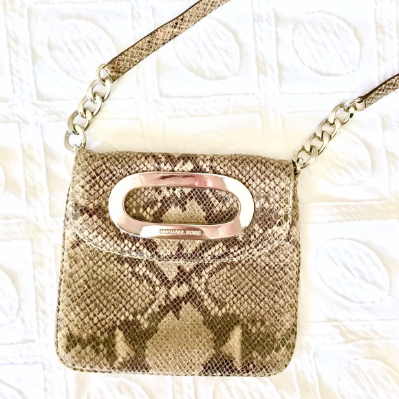 Michael Kors Crossbody in Snakeskin Leather - Picture 3 of 7