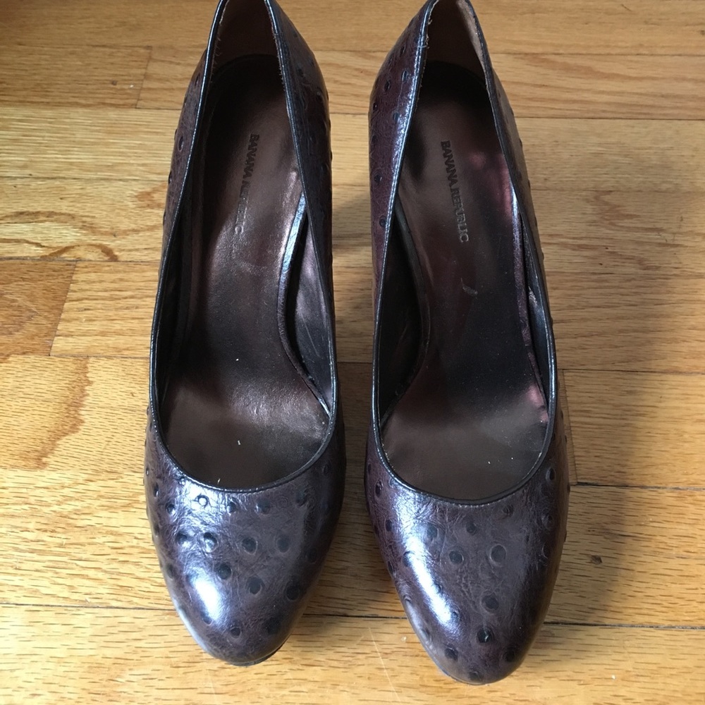 Banana Republic platform heels!