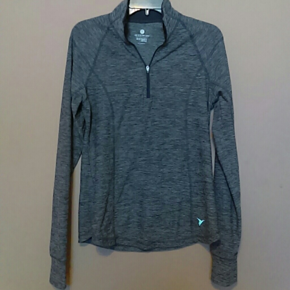NWOT Semi-Fitted Active Wear