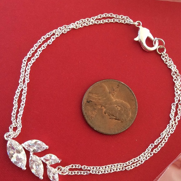 # 62. Delicate Pretty Double silver plated chain bracele - Picture 5 of 7