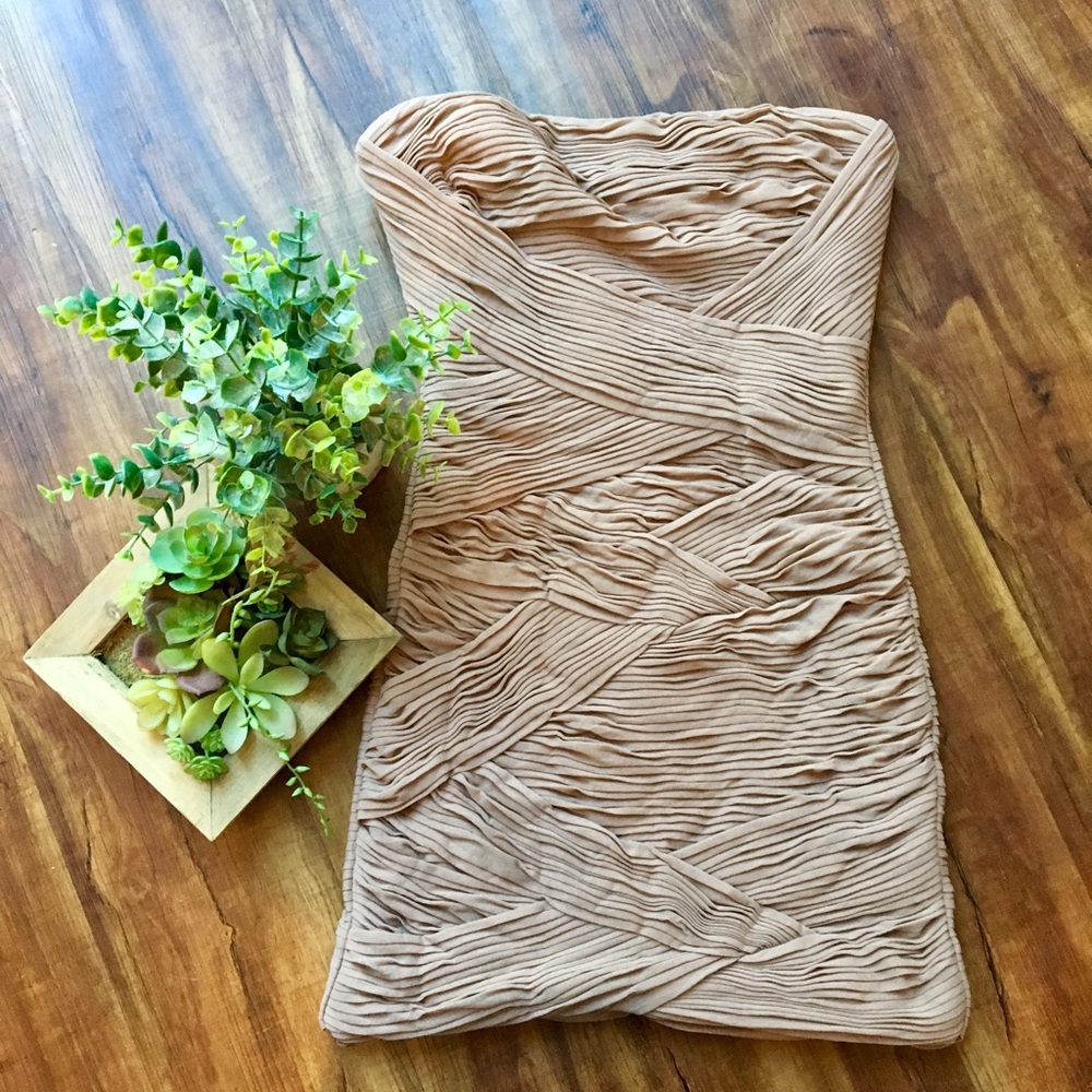 HPbcbg max azria malinda dress