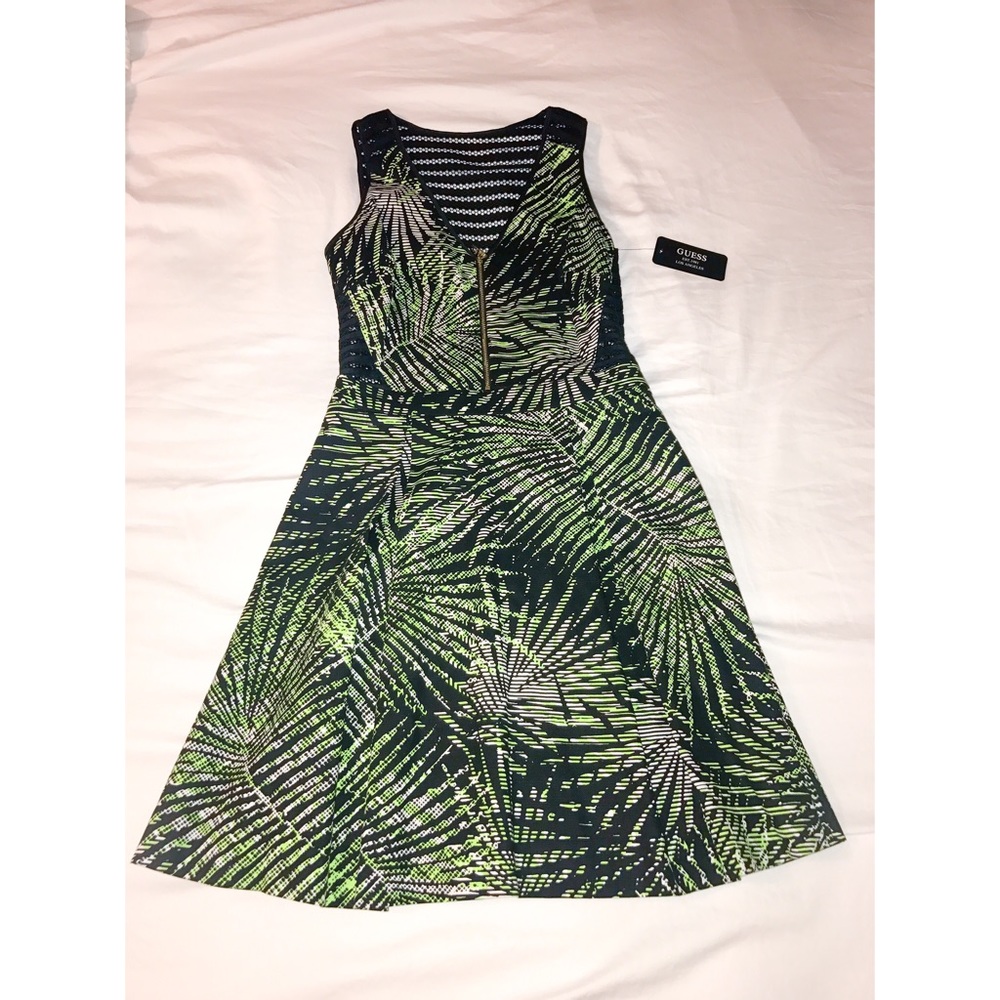 Guess Black Mess Printed Fit&Flare Dress Size 4