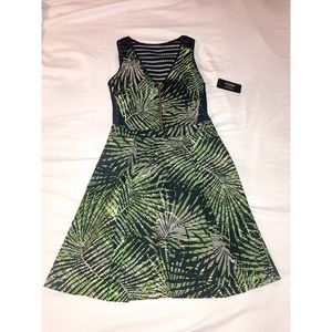 Guess Black Mess Printed Fit&Flare Dress Size 4