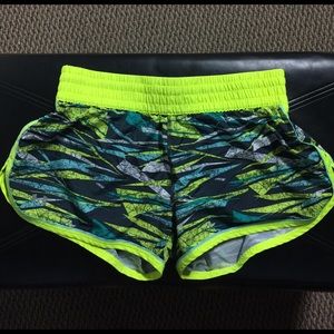 Under Armour Women's Semi Fitted Running Shorts