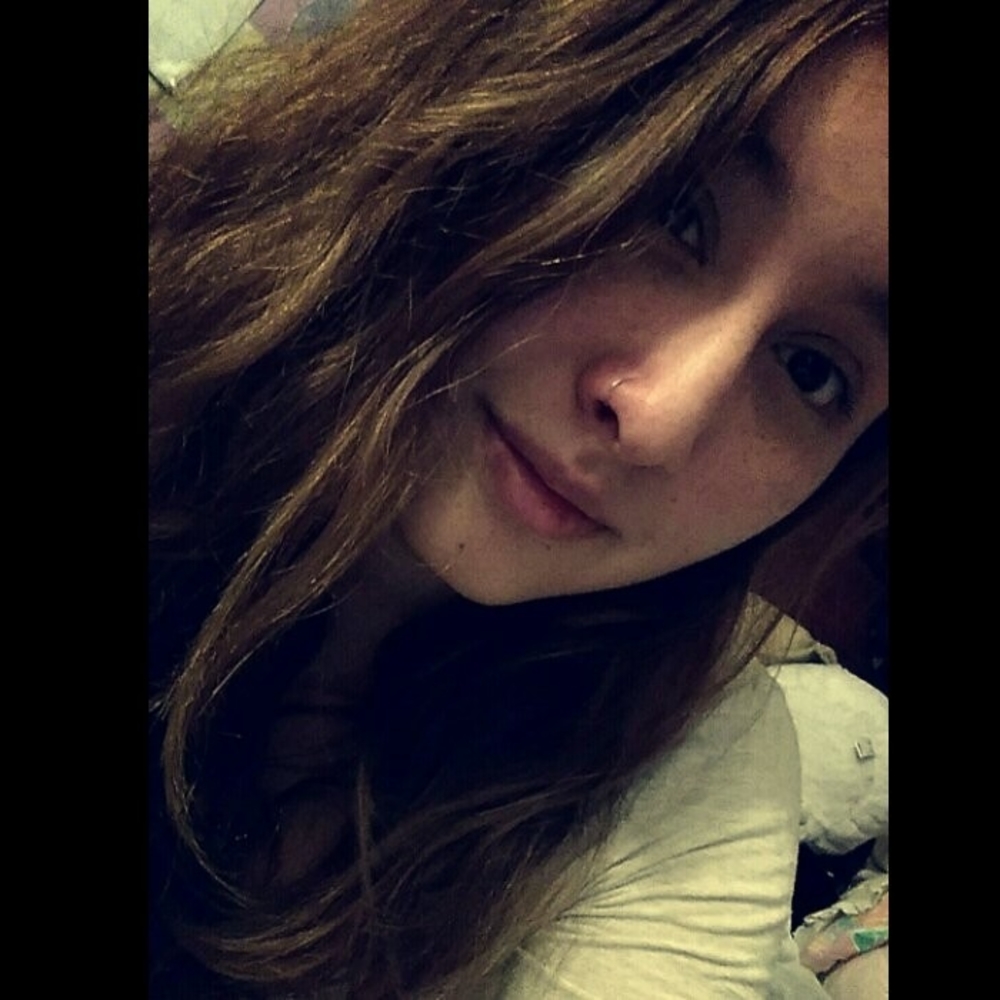 Meet your Posher, Chrystal