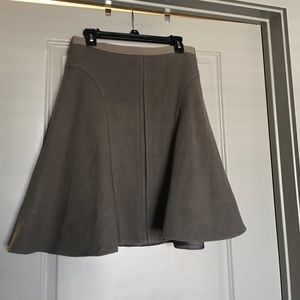 Super cute Tory Butch Fit & Flare Wool Skirt!!