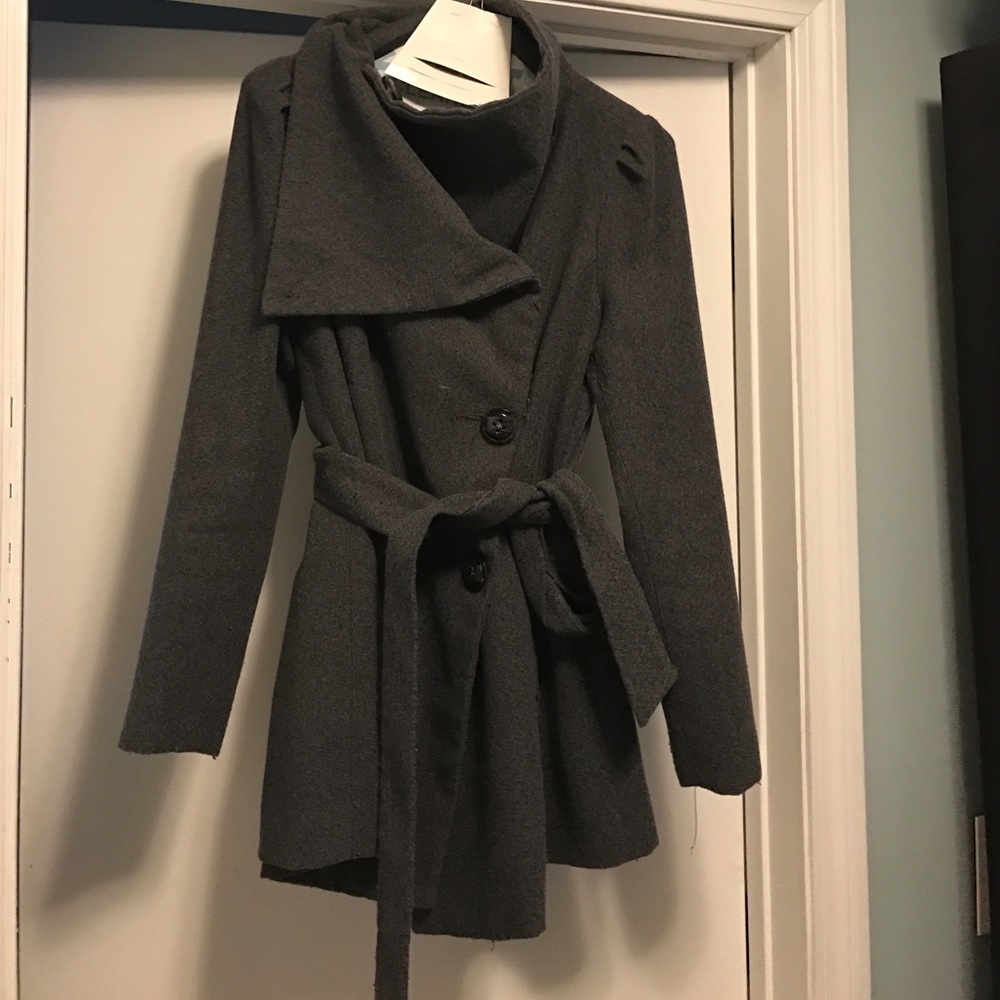 Metro Park gray coat 6/S GUC