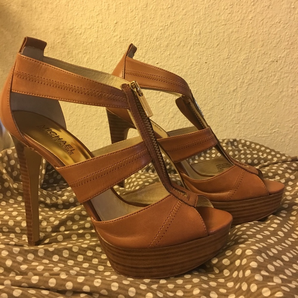 Michael Kors Berkley Platform Leather Sandal