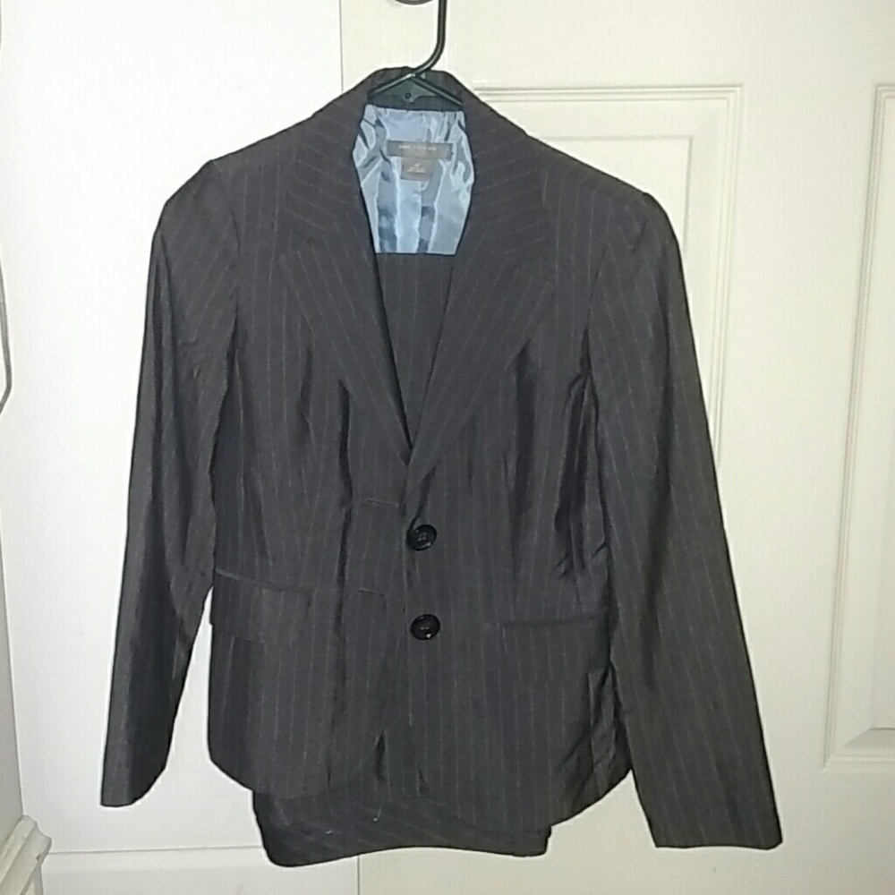 Ann Taylor pinstripe business suit 0P grey