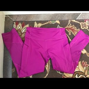 Pace rival lululemon size 4