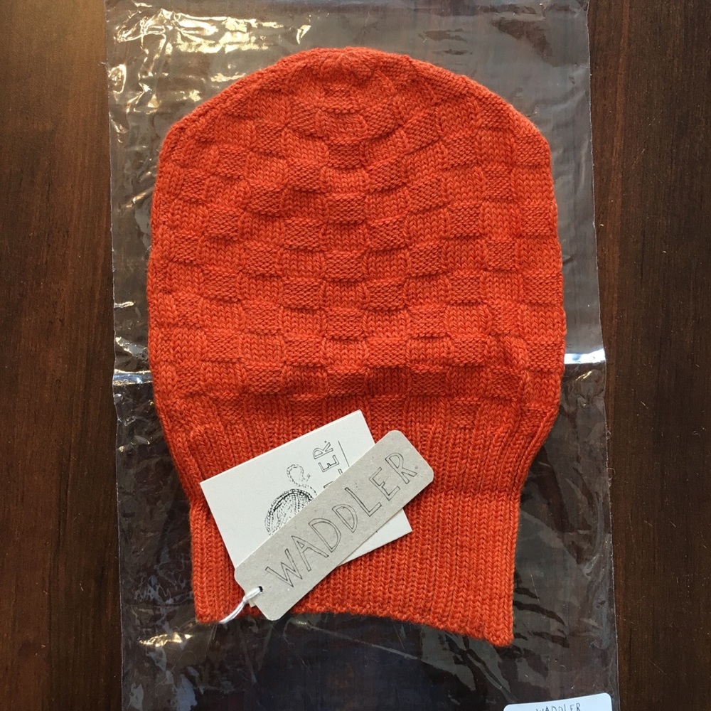 New waddler hector hat / burnt orange