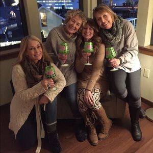 Meet your Posher, Holly