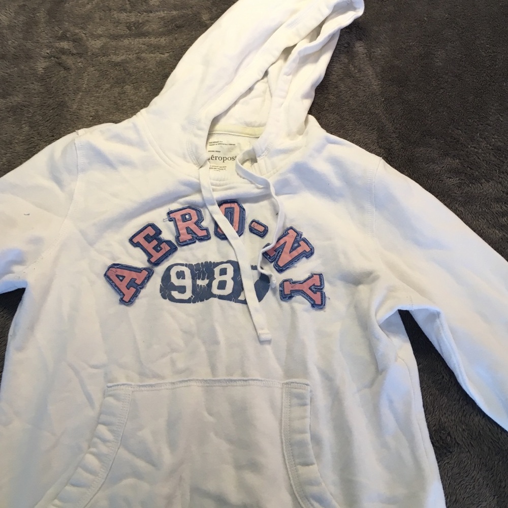 Bright white Aeropostale warm sweatshirt