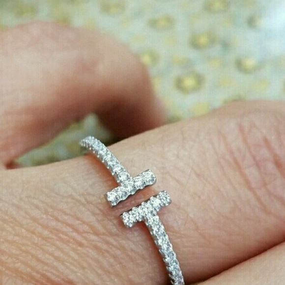 Meet your Posher, Sherry - Picture 2 of 2