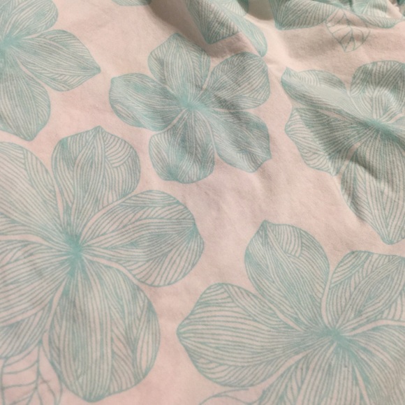 Adorable dress with diaper cover! - Picture 4 of 4