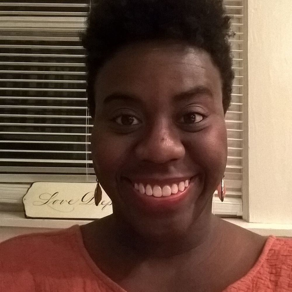 Meet your Posher, Dionne