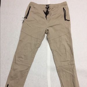 Jogger size 32