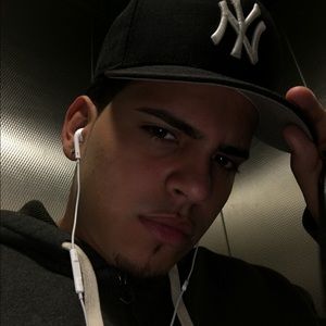 Meet your Posher, Anthony