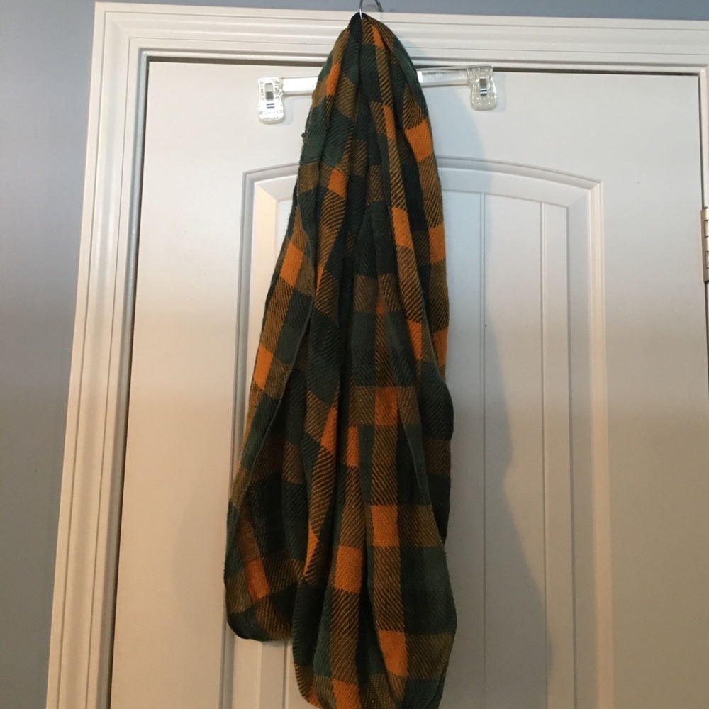 Plaid infinity scarf