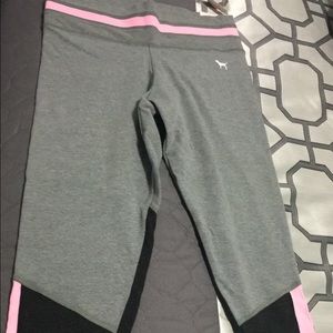 Victoria's Secret yoga pants Capri