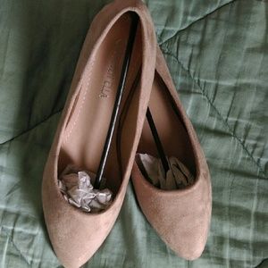 BRAND New Suede Like Matrial Flats