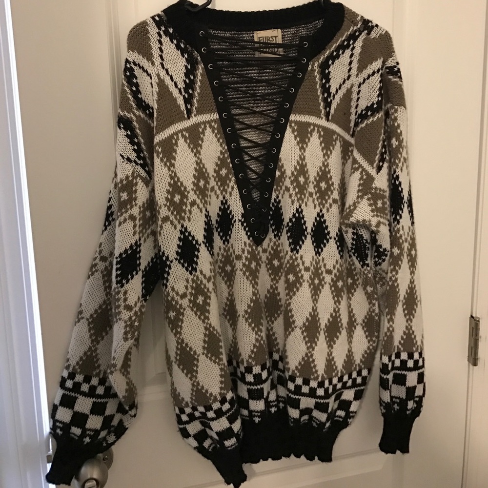 LF lace up sweater