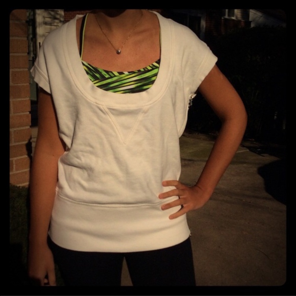 Short sleeve sweatshirt, post workout coverup!