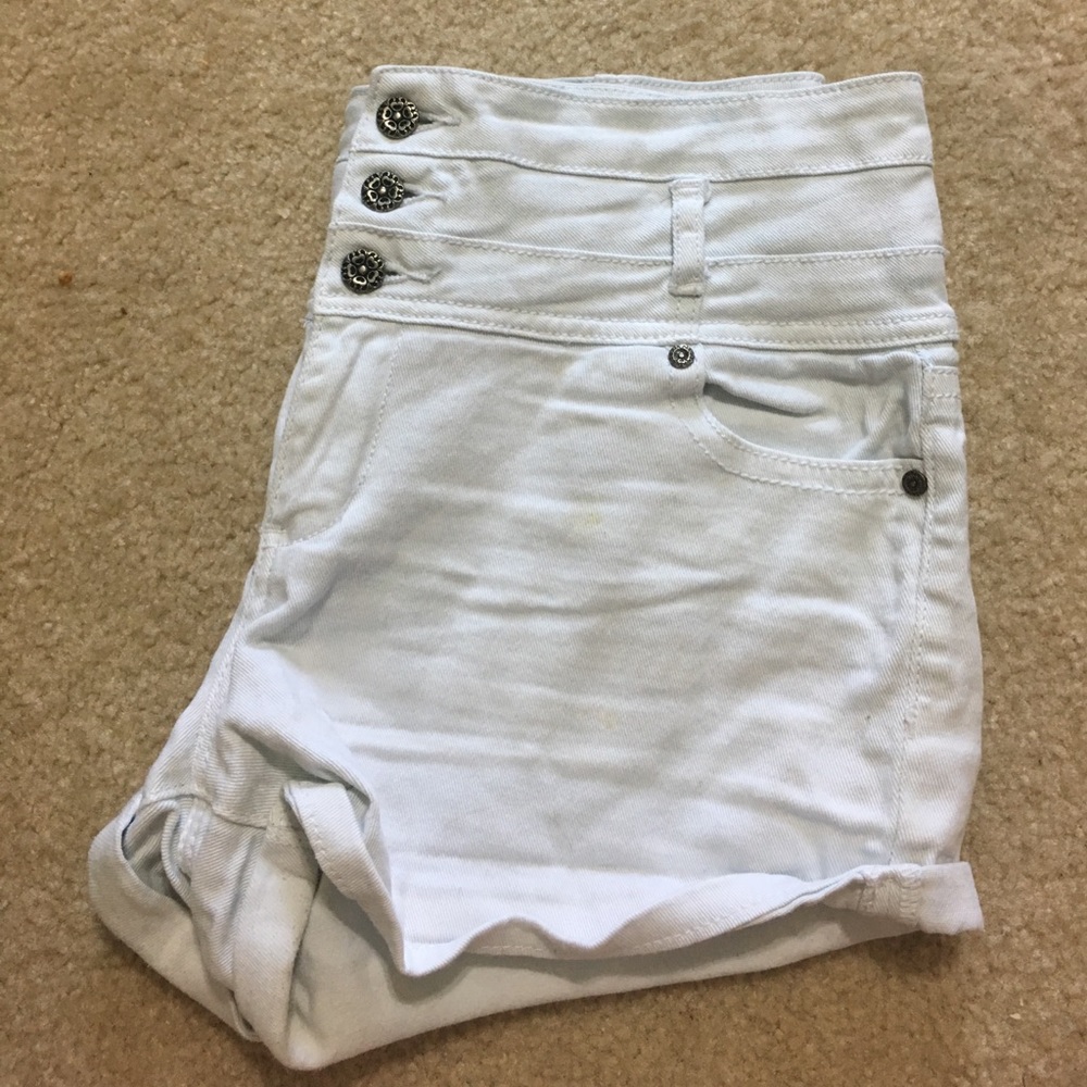 white jean shorts