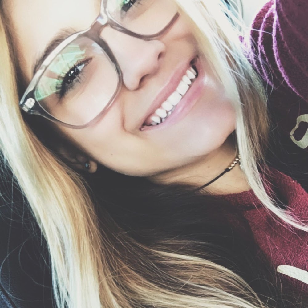 Meet your Posher, Brenna