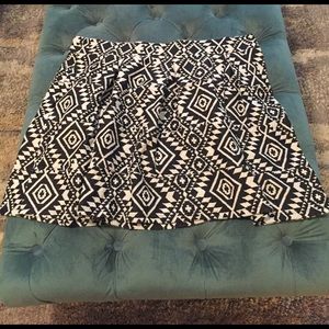 📢 BOGO 👩🏻‍💼Mini Skirt with box pleats