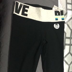 Capri de pink vs flat crop leggings