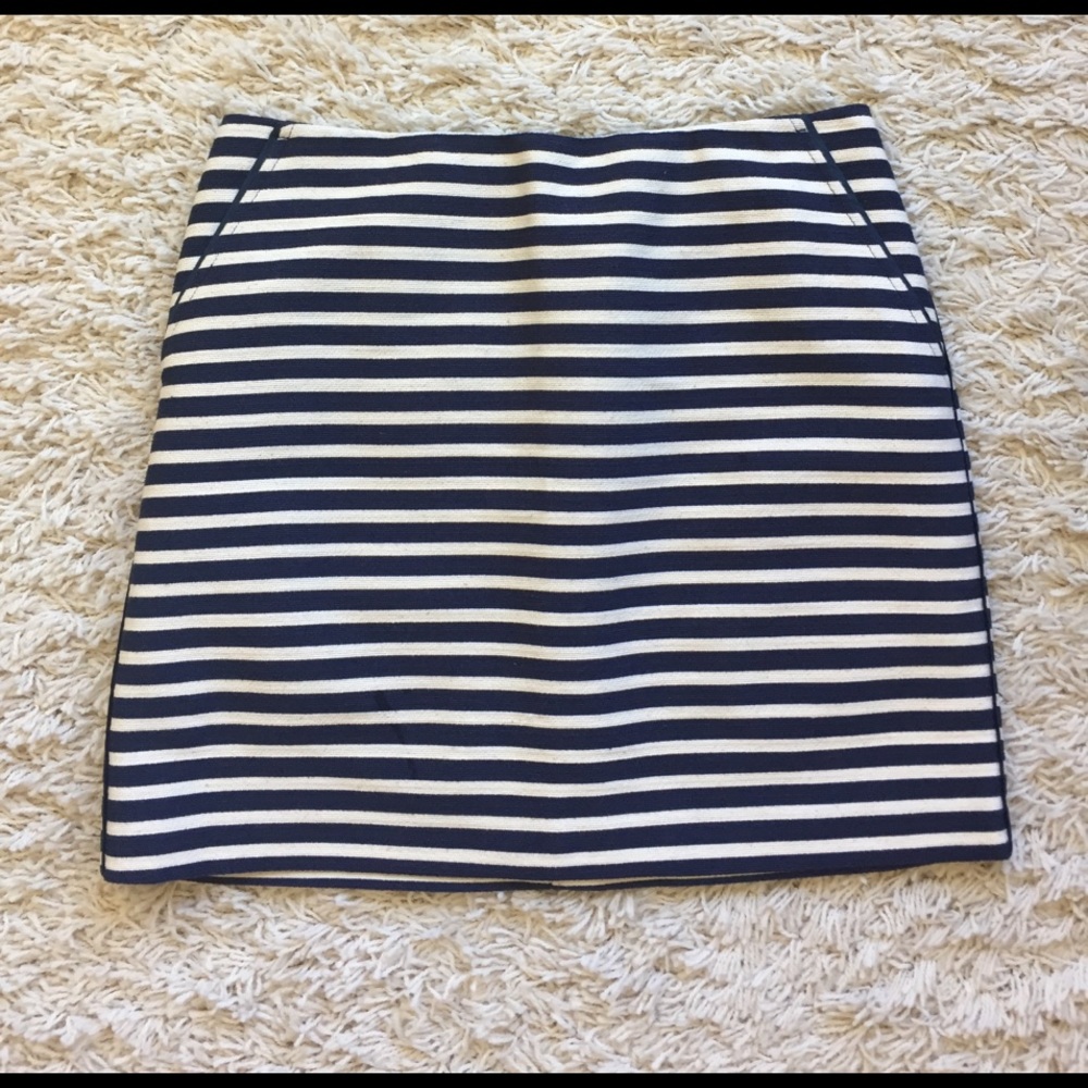 BR Above the Knee Stripe Boucle Skirt (NWOT)
