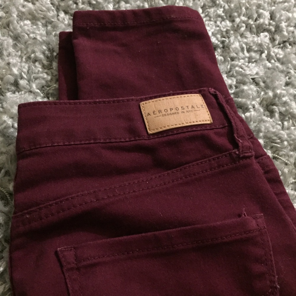 High Waisted Burgundy Jeans 👖👖👖