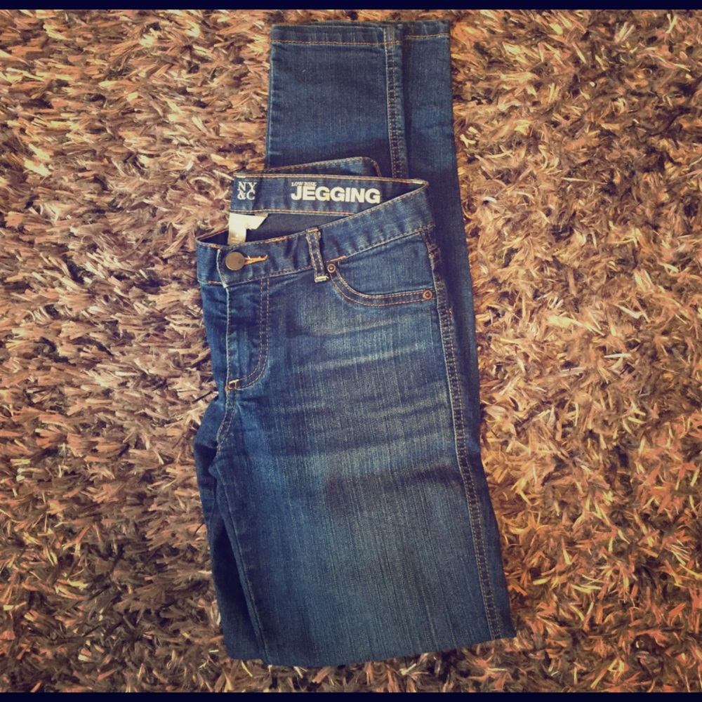 NY&C size 0 low rise jeggings