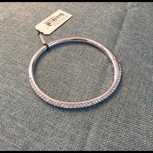 NWT Nadri Channel Set Crystal Hinged Bangle