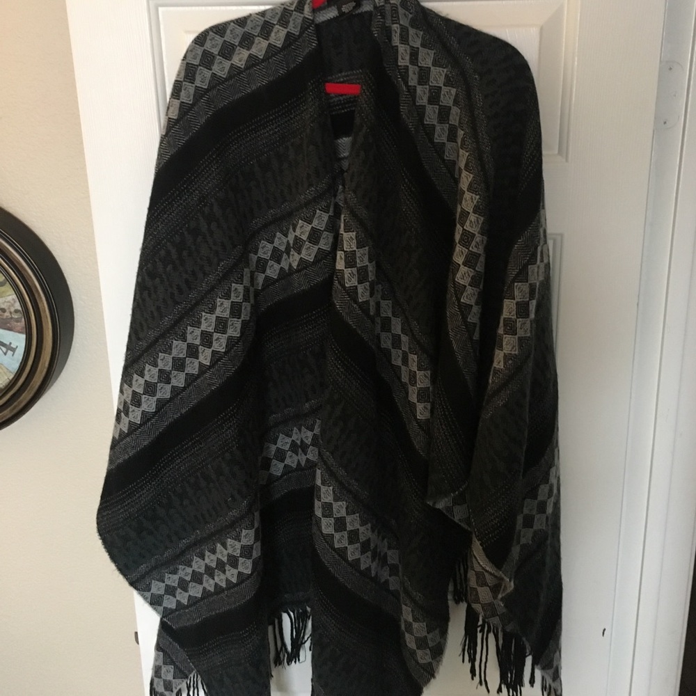 Oversize poncho/ cardigan