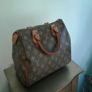 ??FINAL PRICE??Authentic Louis Vuitton speedy 25