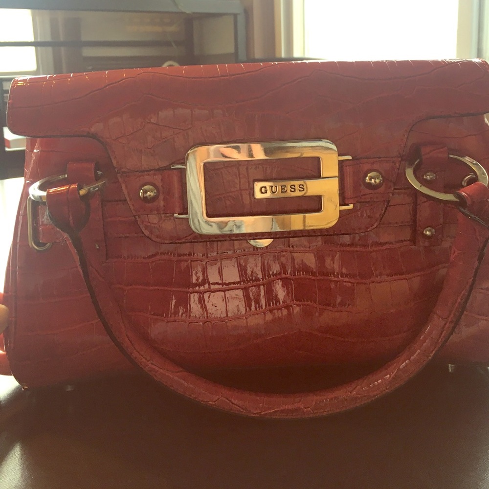 Guess Purse - Like New - Gently Used - Red