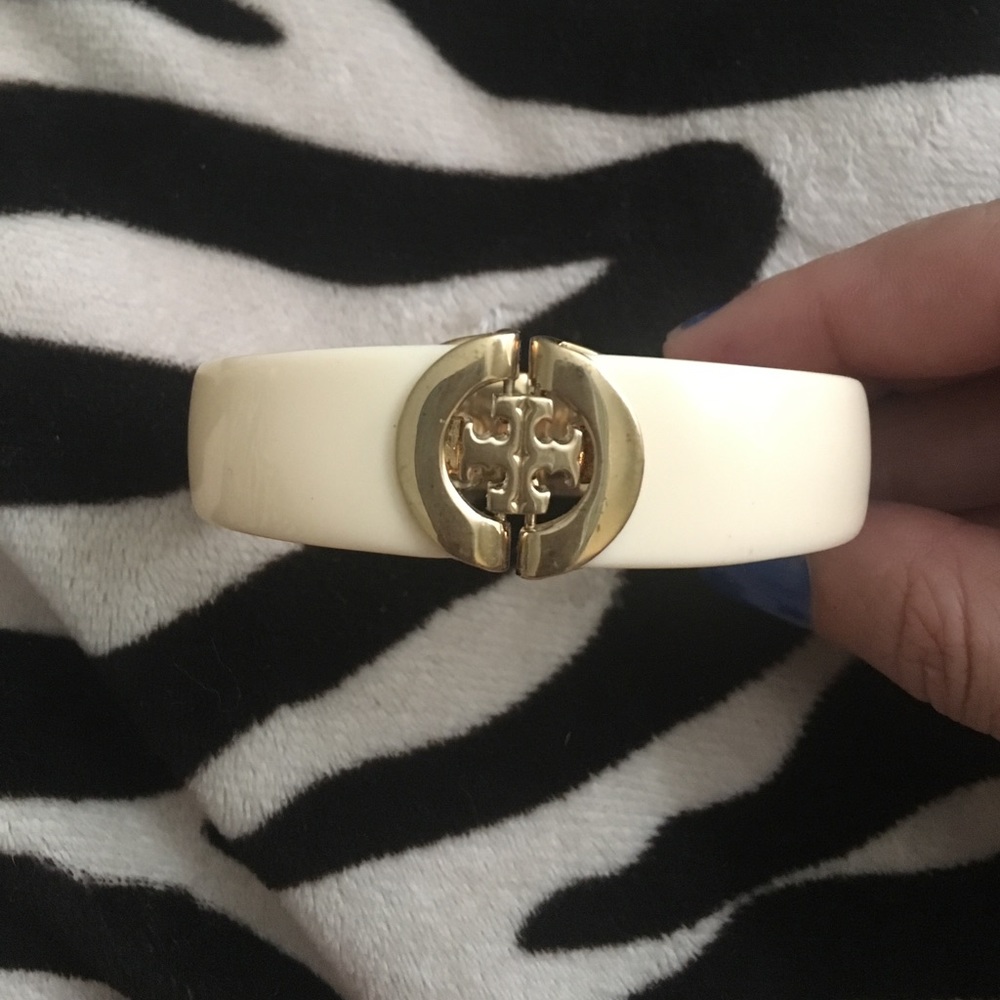 Tory Burch Theresa Charm bracelet- NEW