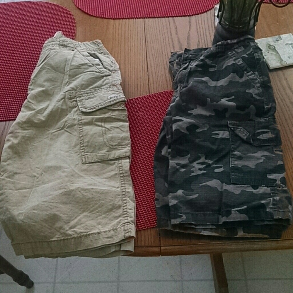 2 pair of cargo shorts