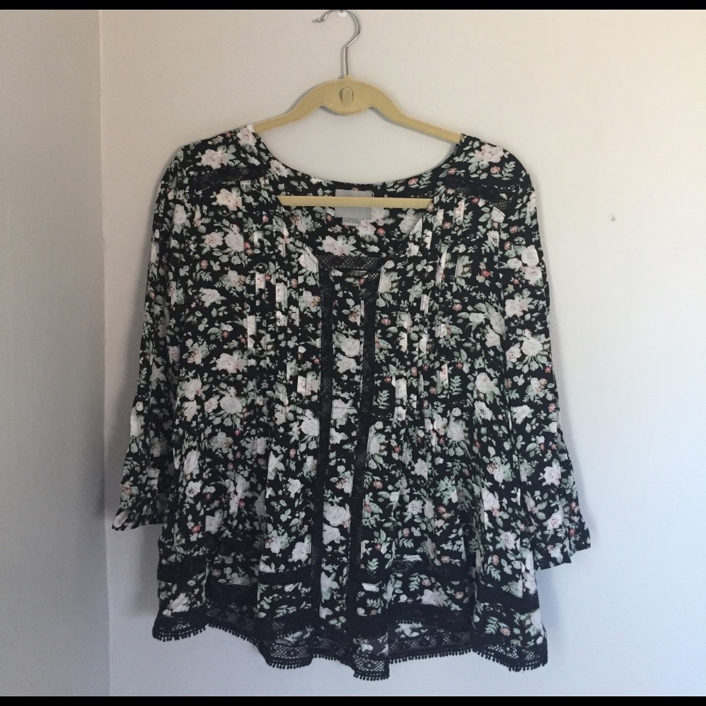Anthro quarter length blouse