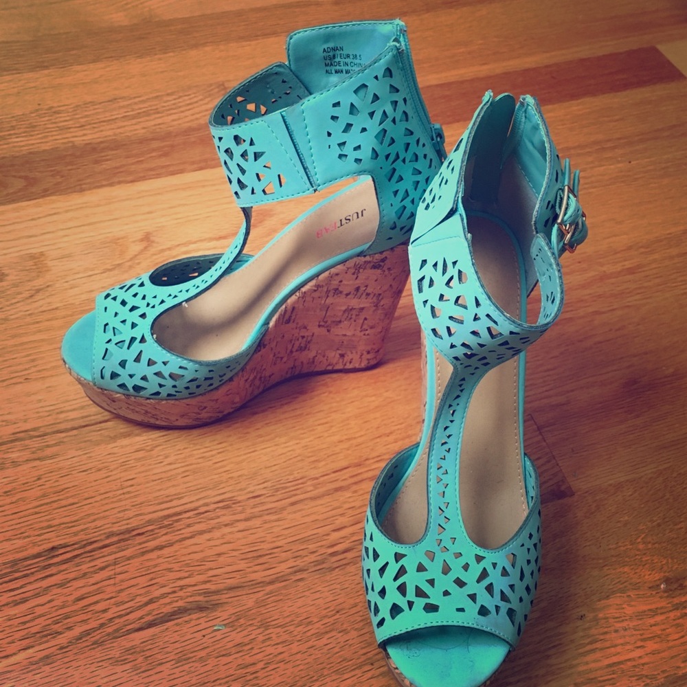 Beautiful turquoise wedges