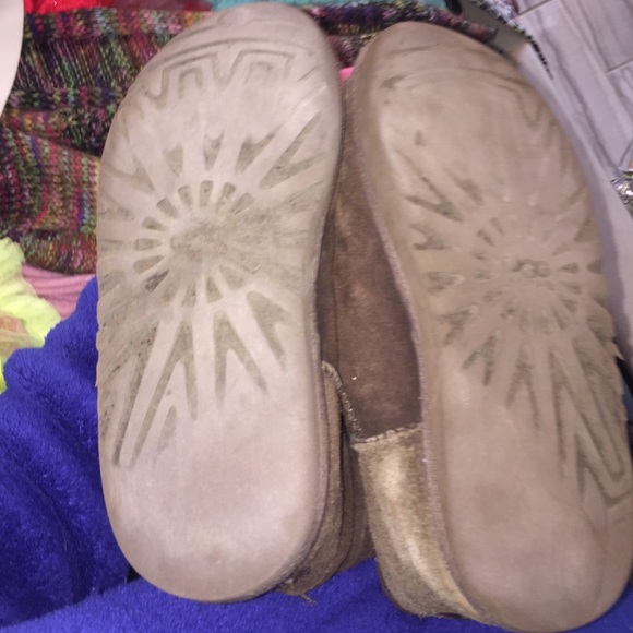 Uggs - Picture 3 of 4