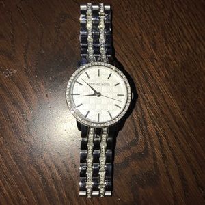 Michael Kors Women's Glitz MK3148 SS Quartz Watch